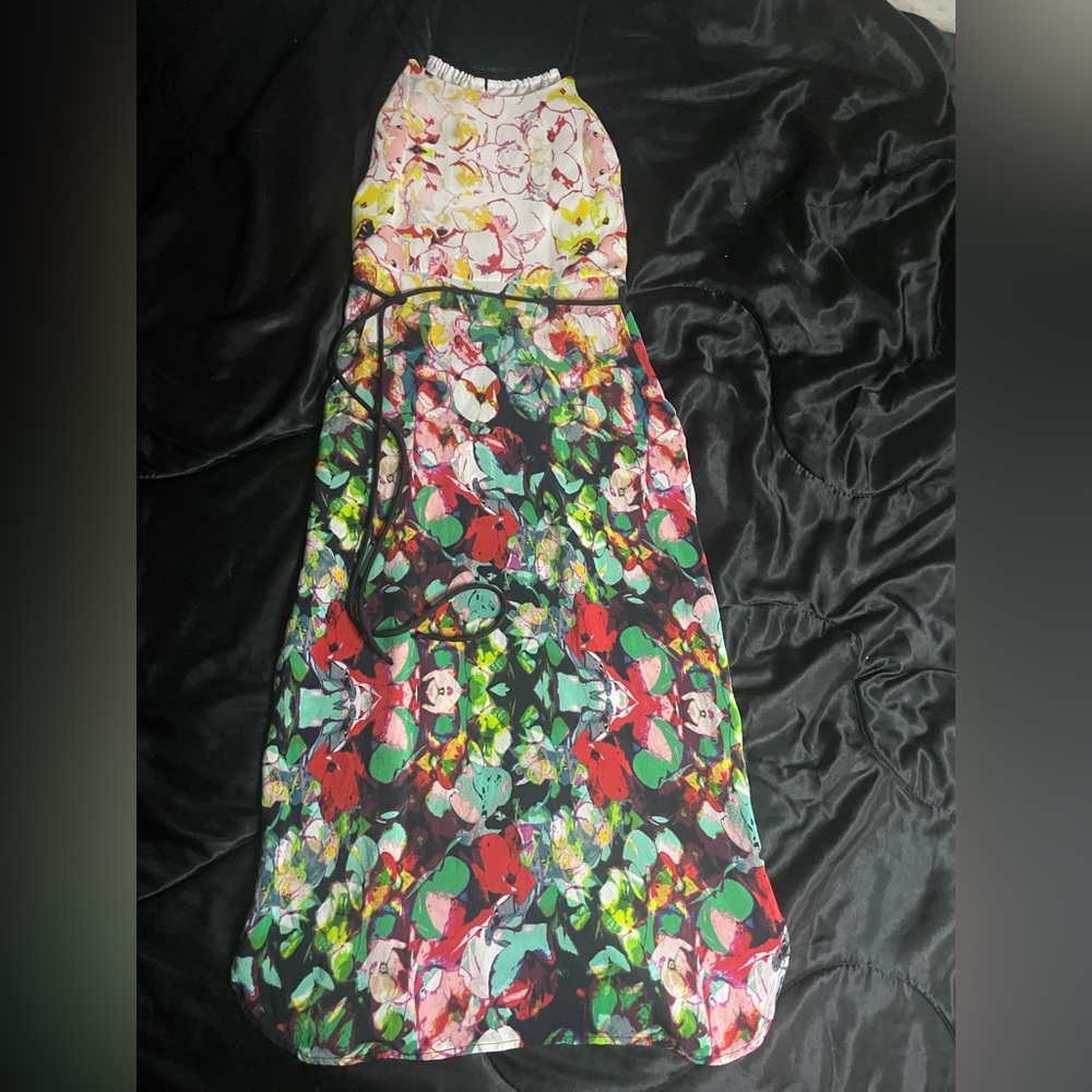 Multicolor floral Nell dress- size 4- WITH POCKETS